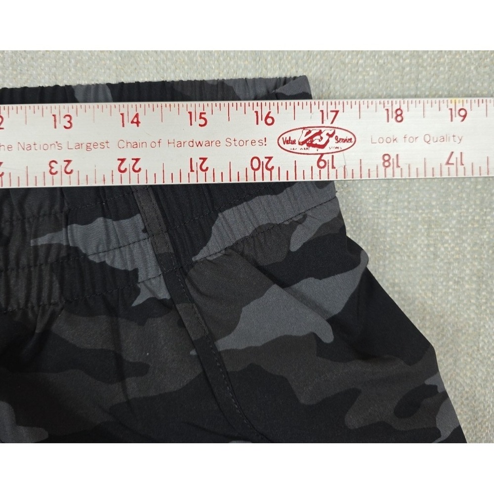 Athleta Shorts Womens Large Black Camo Printed Mesh Racer Run Lined Running 4 In - Picture 4 of 13